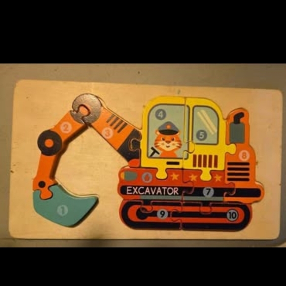 Colorful Magnetic Excavator Puzzle - Picture 1 of 2